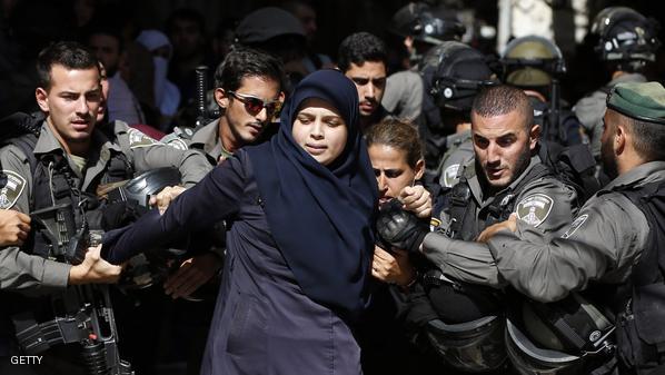 الجيش الاسرائيلي يمنع النساء من دخول المسجد الاقصى