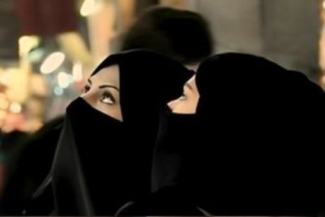 السماح بمشاركة النساء بالانتخابات المحلية السعودية