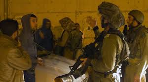 الجيش الاسرائيلي يفرض قيود مشددة على جميع ابواب الاقصى